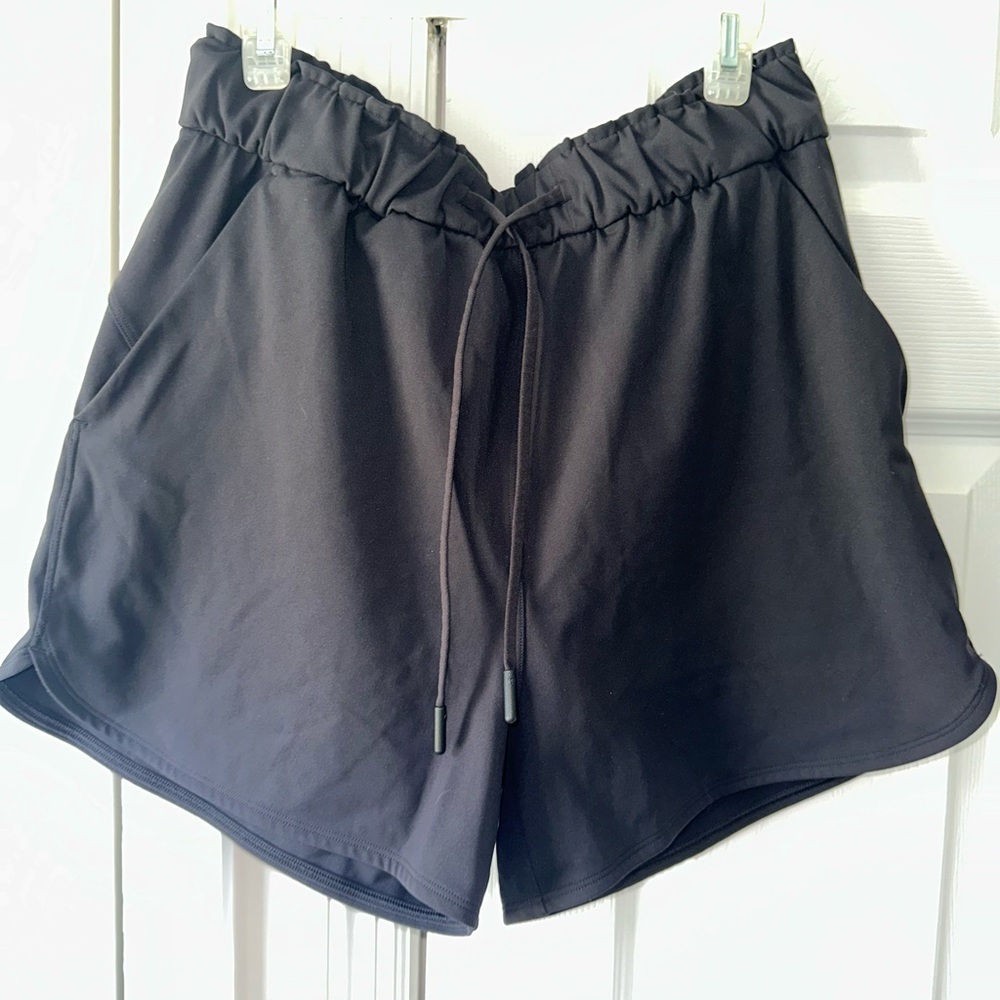 Lululemon stretch high rise short